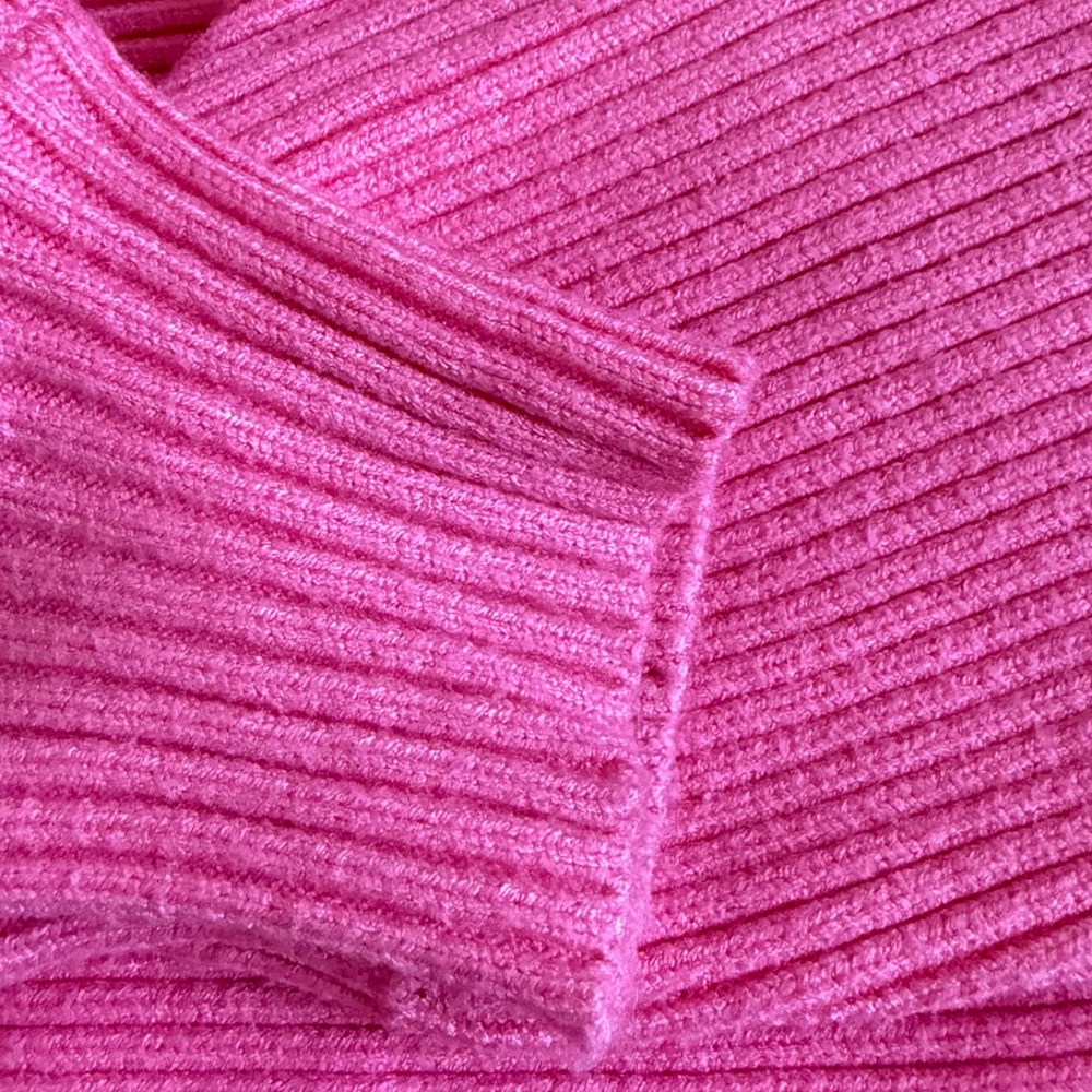 Pink Ribbed Turtleneck Sweater - Picture 2 of 4